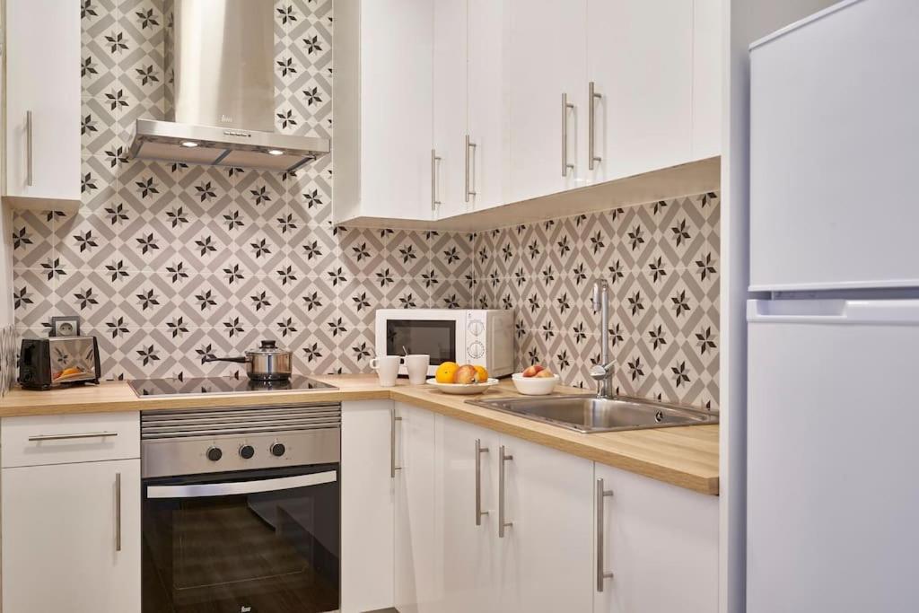 Bebarceloner Sants Apartments - 2 Bedrooms Extérieur photo